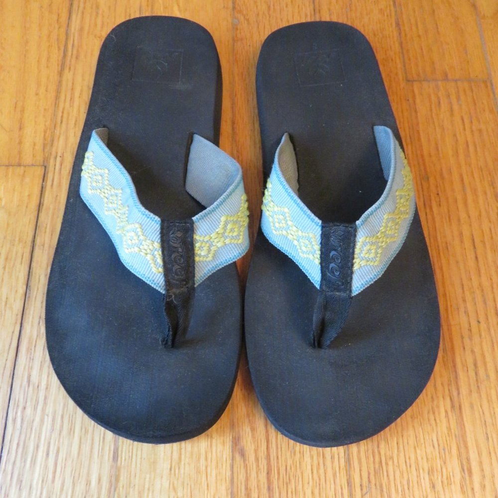 Reef Sandals - Women's 8 - Light blue/yellow strap